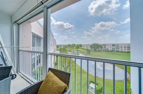 2560 NW 103rd Avenue Sunrise FL 33322