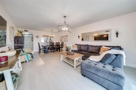 2560 NW 103rd Avenue Sunrise FL 33322