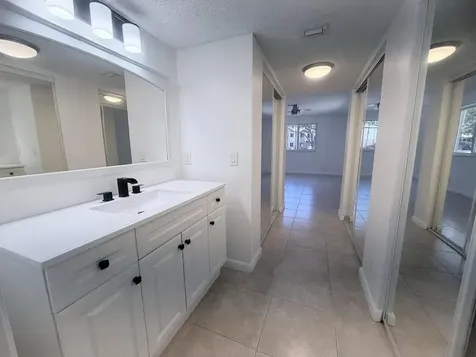 9955 Westview Drive Coral Springs FL 33076