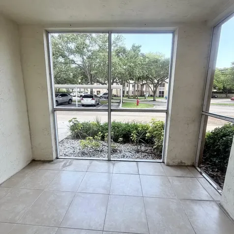 9955 Westview Drive Coral Springs FL 33076