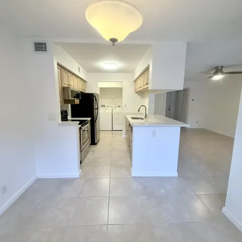 9955 Westview Drive Coral Springs FL 33076