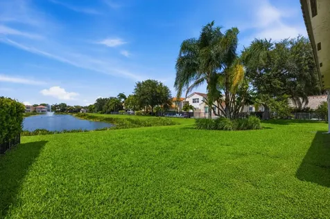 8895 Chestnut Ridge Way Boynton Beach FL 33473