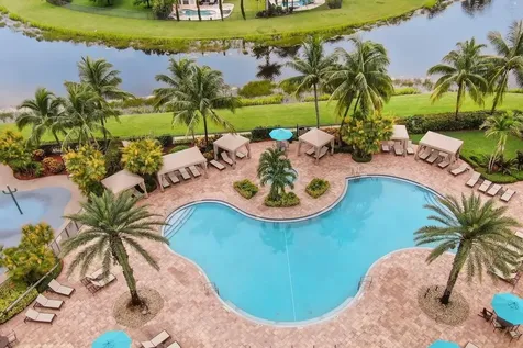 8895 Chestnut Ridge Way Boynton Beach FL 33473