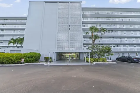 5700 NW 2nd Avenue Boca Raton FL 33487
