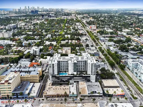 2014-2016 Harrison Street Hollywood FL