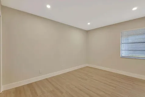 802 Burgundy Q Delray Beach FL 33484