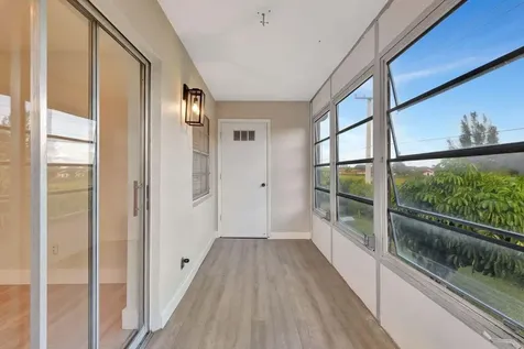 802 Burgundy Q Delray Beach FL 33484
