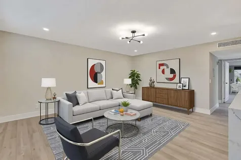 802 Burgundy Q Delray Beach FL 33484