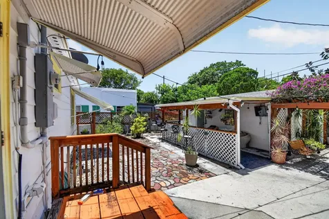 6901 Garden Avenue West Palm Beach FL 33405