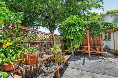 6901 Garden Avenue West Palm Beach FL 33405