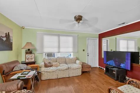 6901 Garden Avenue West Palm Beach FL 33405