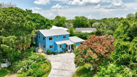 5707 Spruce Drive Fort Pierce FL 34982
