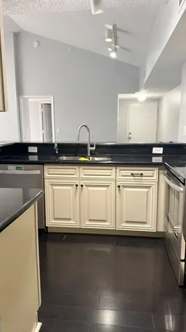 2640 S University Drive Davie FL 33328