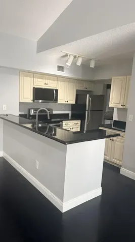 2640 S University Drive Davie FL 33328