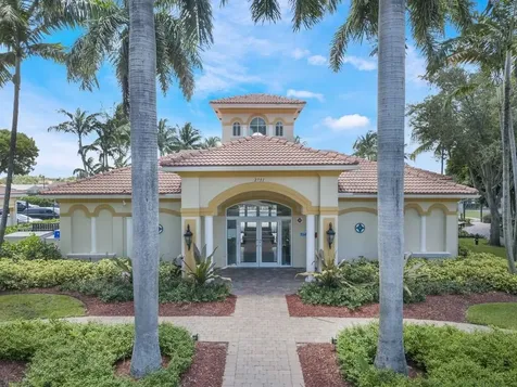 3028 N Evergreen Circle Boynton Beach FL 33426