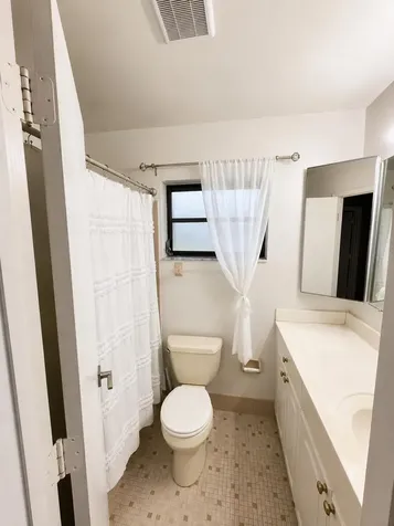 4086 Palm Forest Drive S Delray Beach FL 33445