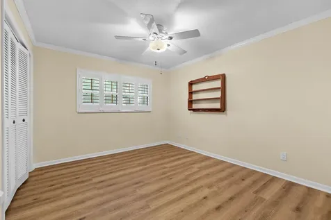 3324 Sunrise Boulevard Fort Pierce FL 34982