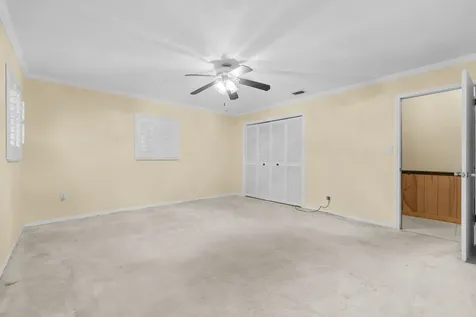 3324 Sunrise Boulevard Fort Pierce FL 34982