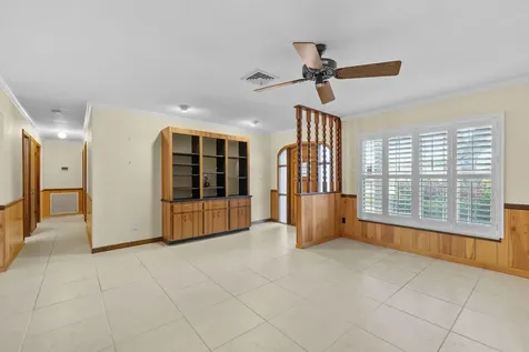 3324 Sunrise Boulevard Fort Pierce FL 34982
