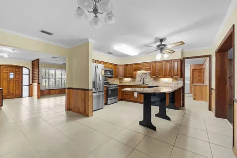 3324 Sunrise Boulevard Fort Pierce FL 34982