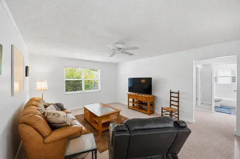 1081 Palama Way Lantana FL 33462