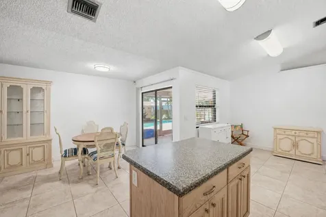 1081 Palama Way Lantana FL 33462