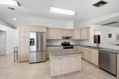 1081 Palama Way Lantana FL 33462