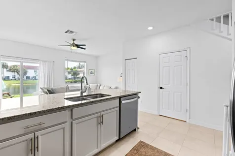 5306 Ellery Terrace West Palm Beach FL 33417