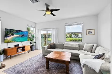 5306 Ellery Terrace West Palm Beach FL 33417