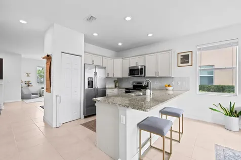 5306 Ellery Terrace West Palm Beach FL 33417