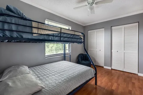 324 W Pine Street Lantana FL 33462