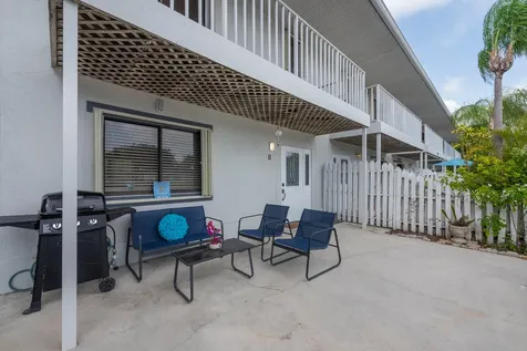 324 W Pine Street Lantana FL 33462
