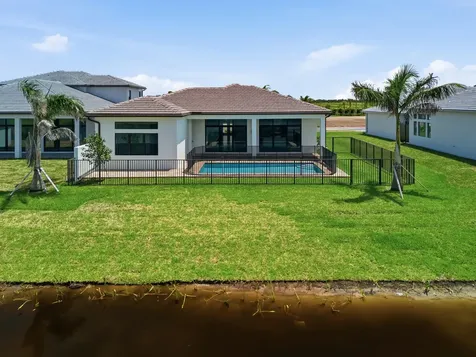 9008 Corsican Finch Court Boynton Beach FL 33473