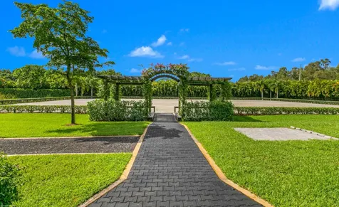 15726 Estancia Lane Wellington FL 33414