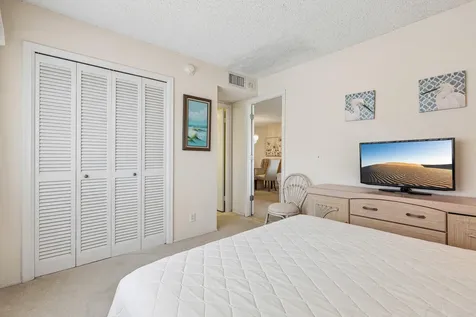2000 S Ocean Boulevard Lauderdale By The Sea FL 33062