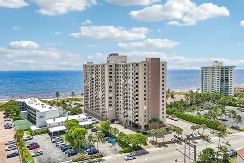 2000 S Ocean Boulevard Lauderdale By The Sea FL 33062