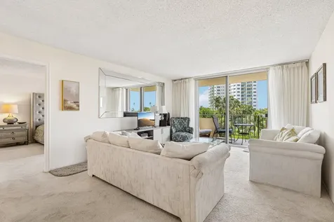 2000 S Ocean Boulevard Lauderdale By The Sea FL 33062