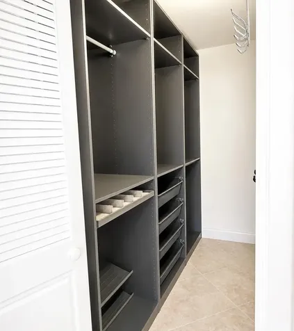 468 Saxony J Delray Beach FL 33446
