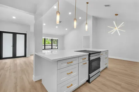 8411 SW 57th Street Davie FL 33328