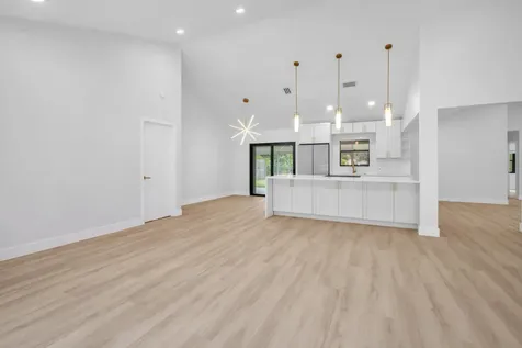 8411 SW 57th Street Davie FL 33328