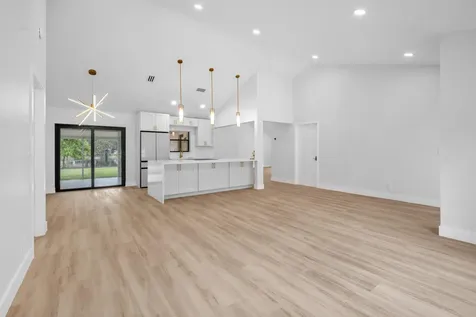8411 SW 57th Street Davie FL 33328