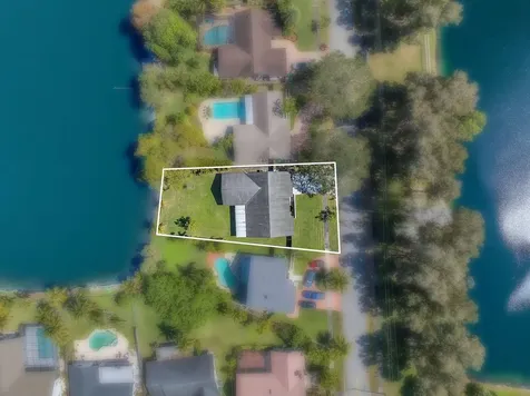 8411 SW 57th Street Davie FL 33328