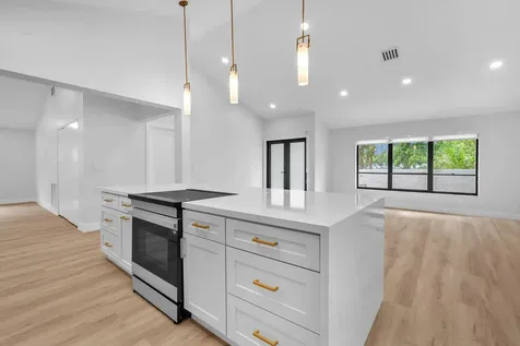 8411 SW 57th Street Davie FL 33328