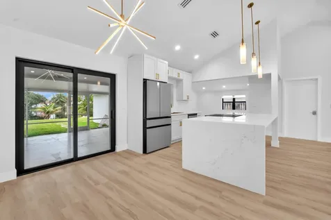 8411 SW 57th Street Davie FL 33328