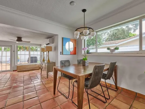 683 SW 2nd Street Boca Raton FL 33486