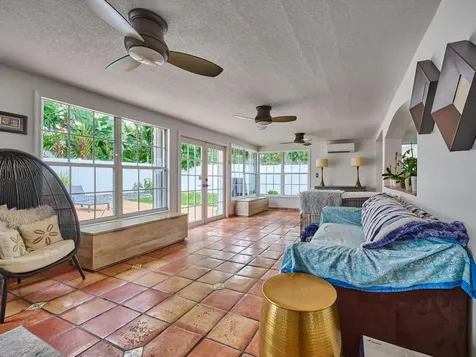683 SW 2nd Street Boca Raton FL 33486