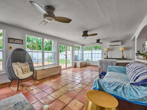 683 SW 2nd Street Boca Raton FL 33486