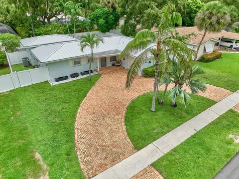 683 SW 2nd Street Boca Raton FL 33486