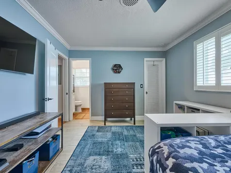 683 SW 2nd Street Boca Raton FL 33486