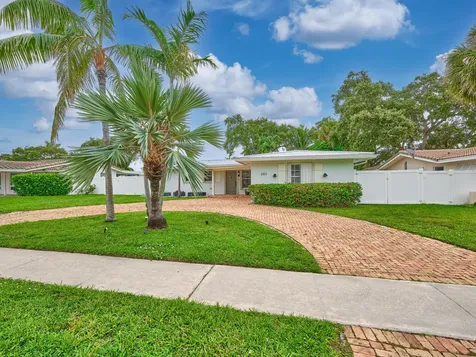 683 SW 2nd Street Boca Raton FL 33486